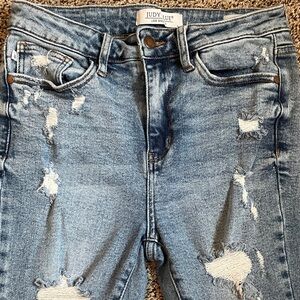 Judy Blue Women's Light Blue Distressed Skinny Jeans